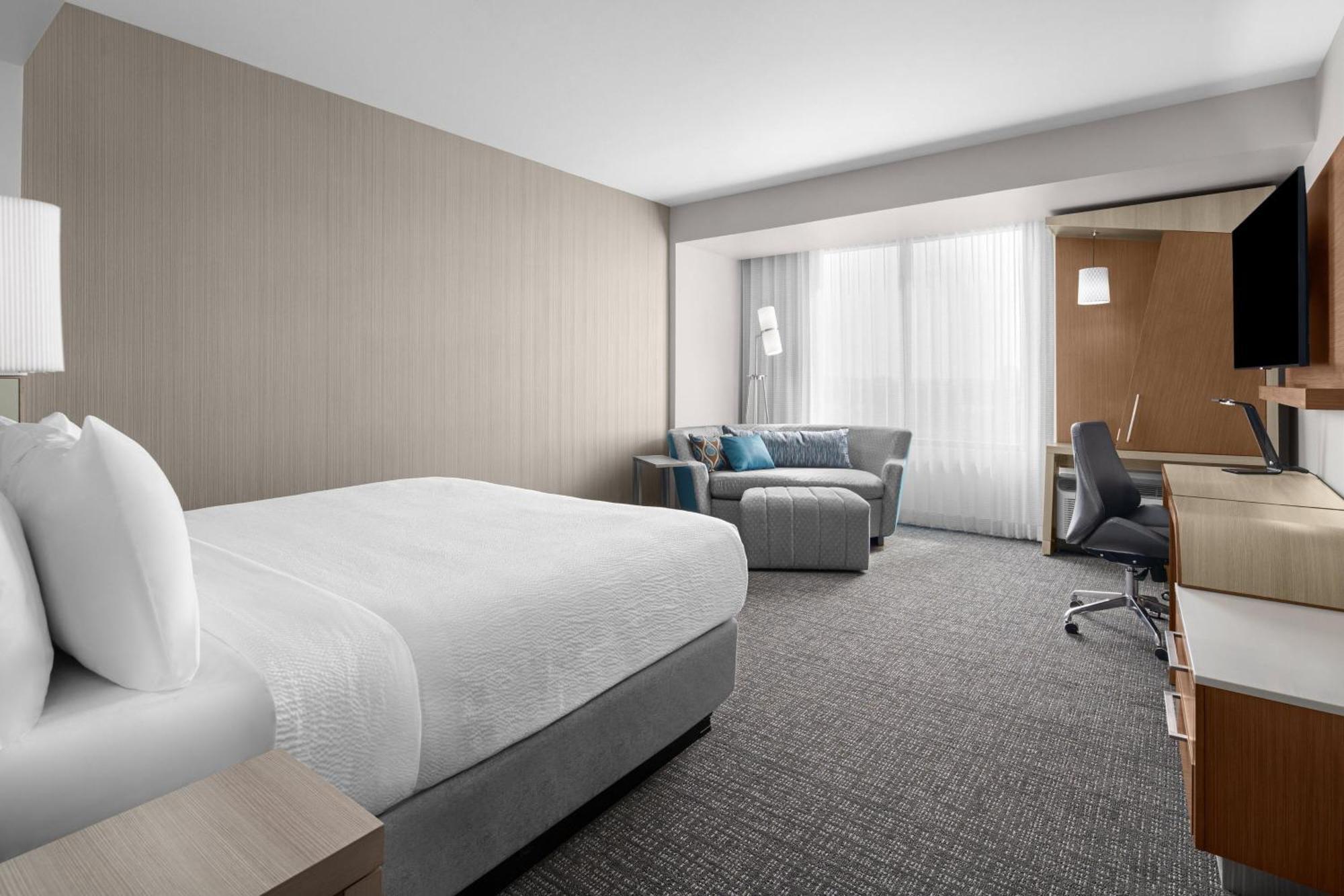 Courtyard By Marriott Clearwater Beach Esterno foto