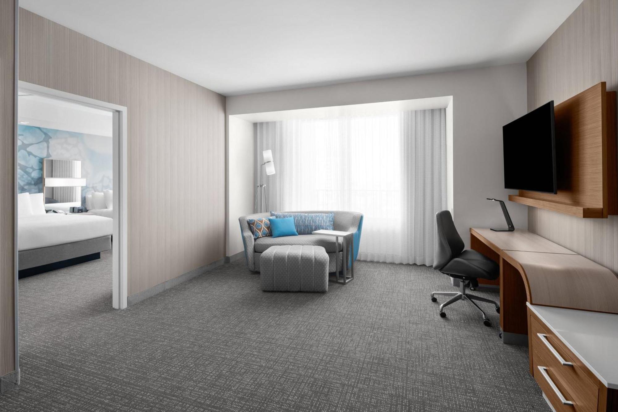 Courtyard By Marriott Clearwater Beach Esterno foto